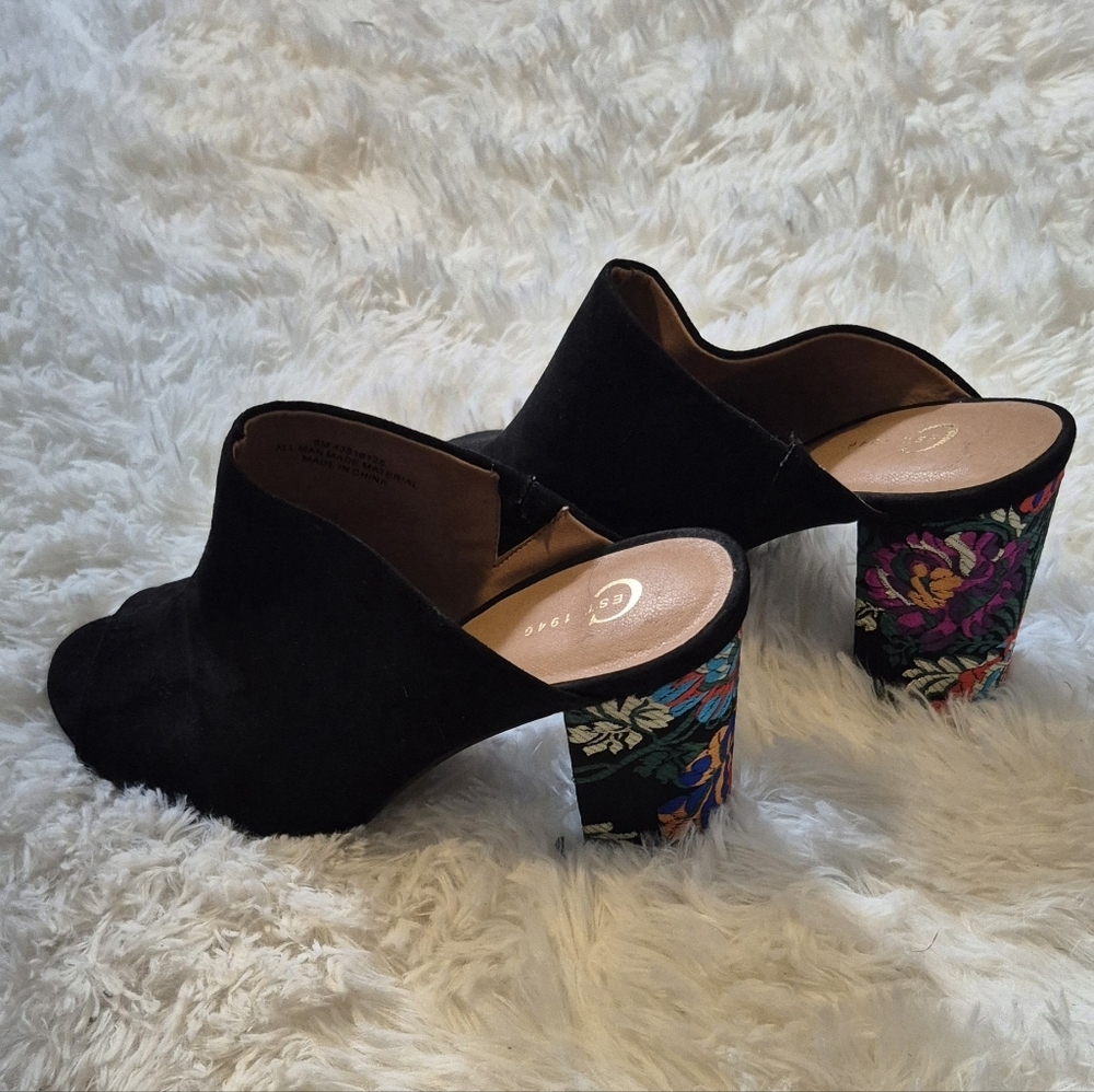Elegant Black Floral Embroidered Est. 1946 Shoes